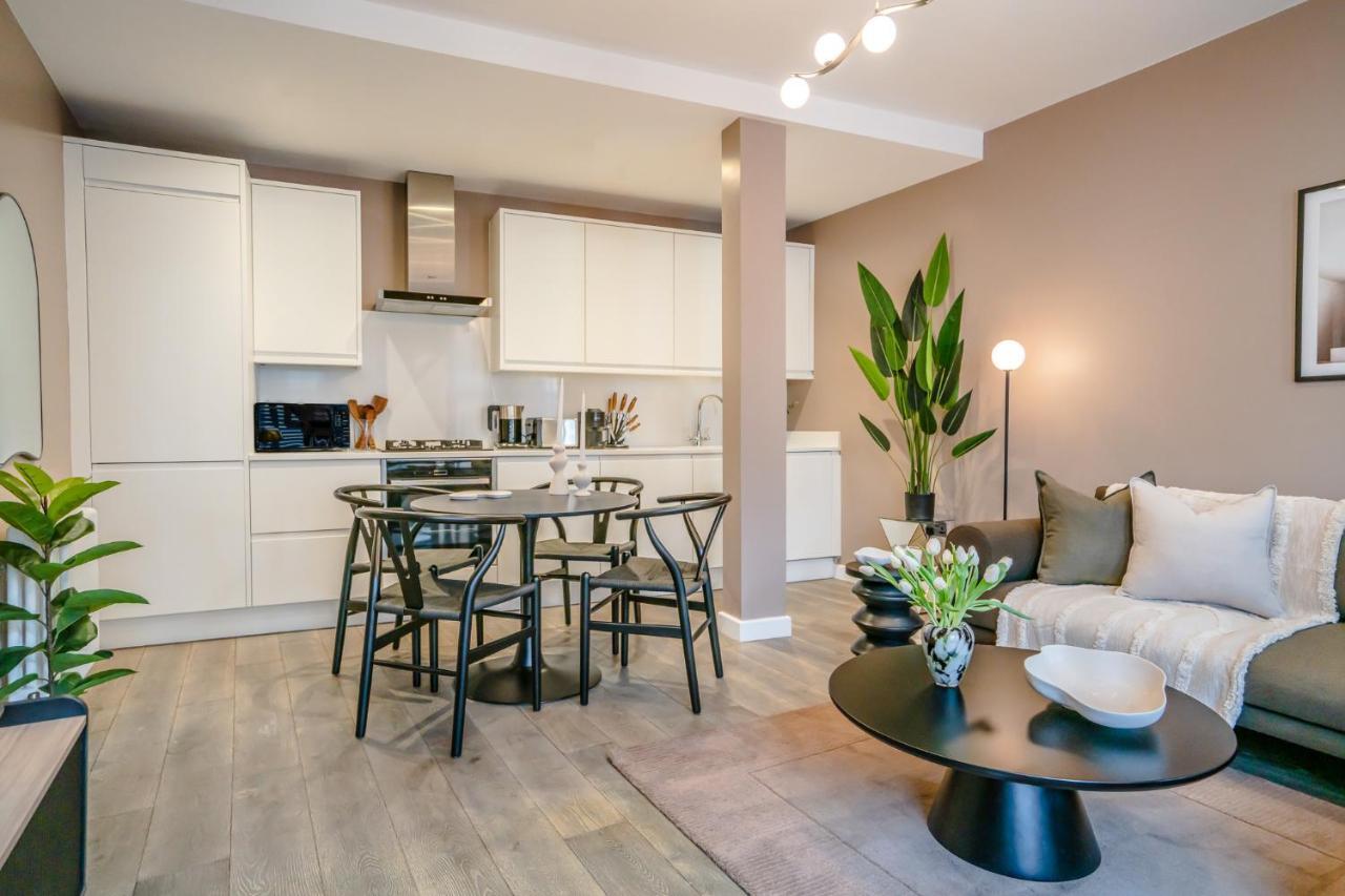Be London - The Chinatown Residences Екстериор снимка